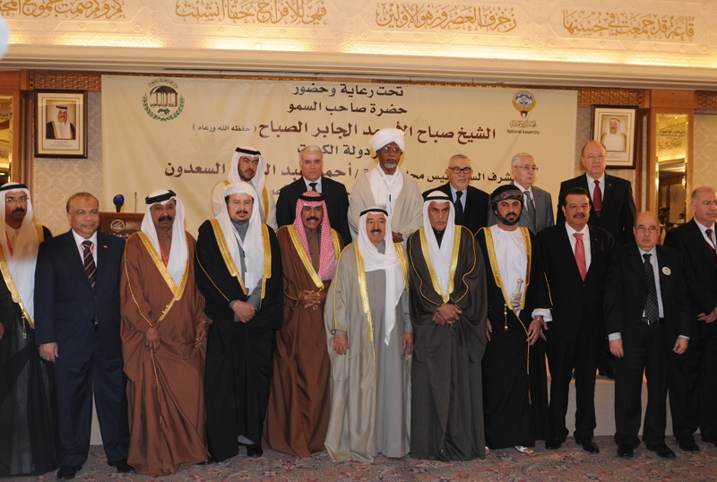 حضرة صاحب السمو أمير البلاد الشيخ صباح الأحمد الجابر الصباح حفظه الله ورعاه أثناء افتتاح المؤتمر الثامن عشر للاتحاد البرلماني العربي