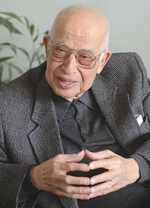 أمين عام جامعة الدول العربية الأسبق الدكتور عصمت عبدالمجيد