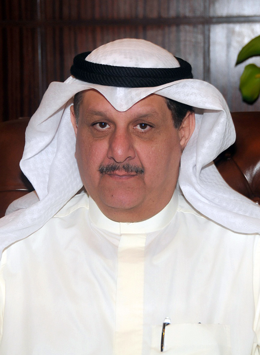 Minister of Communications Essa Al-Kanderi