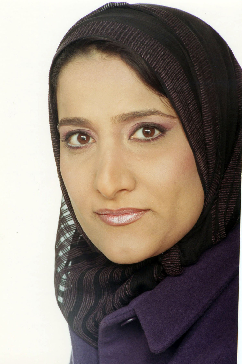 الكاتبة الكويتية منى الشمري