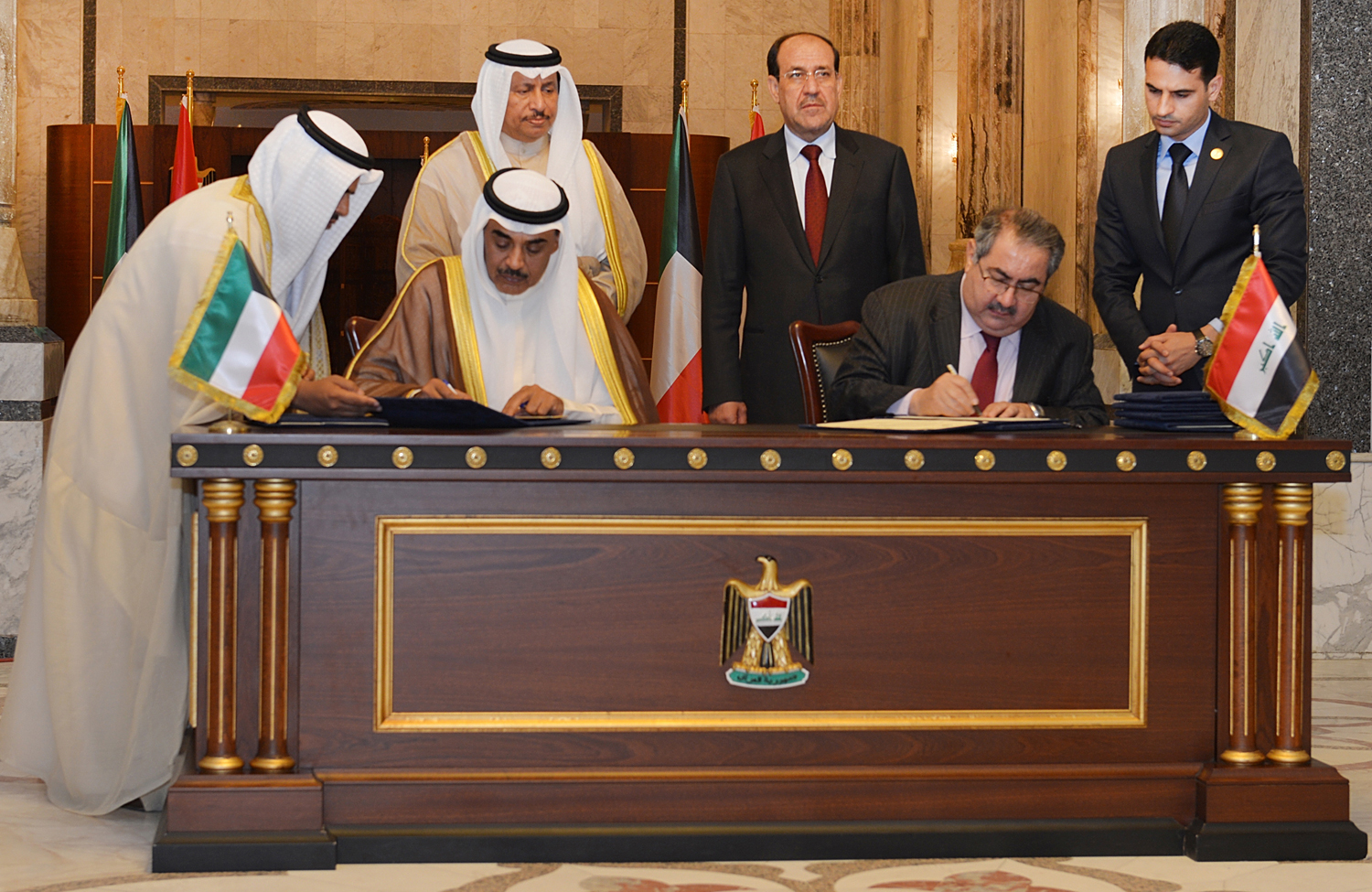 Kuwait and Iraq signes today six agreements and memorandums