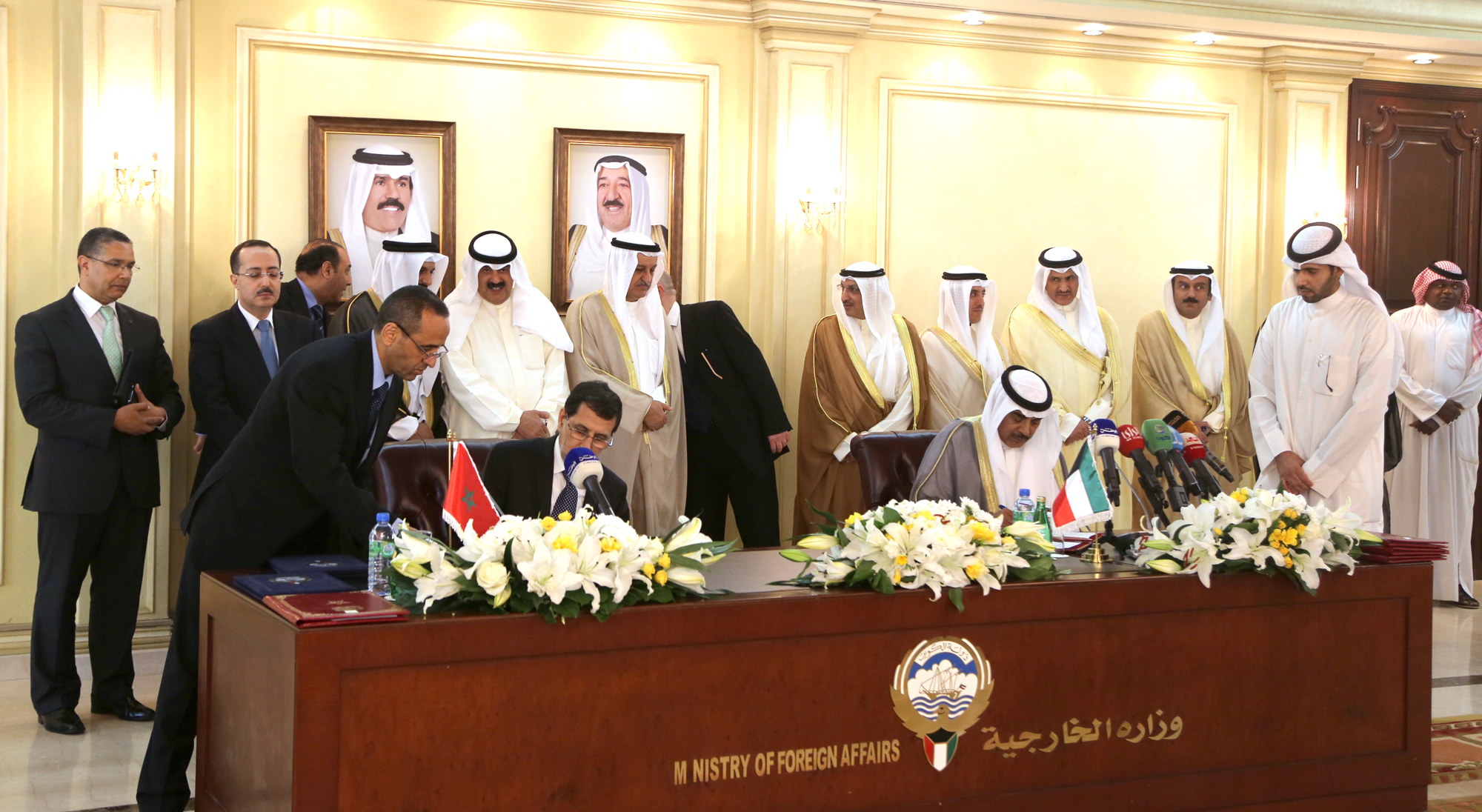 Kuwait, Morocco hold round of talks, sign five agreements