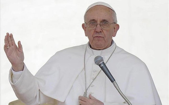 بابا الفاتيكان فرانشيسكو الاول