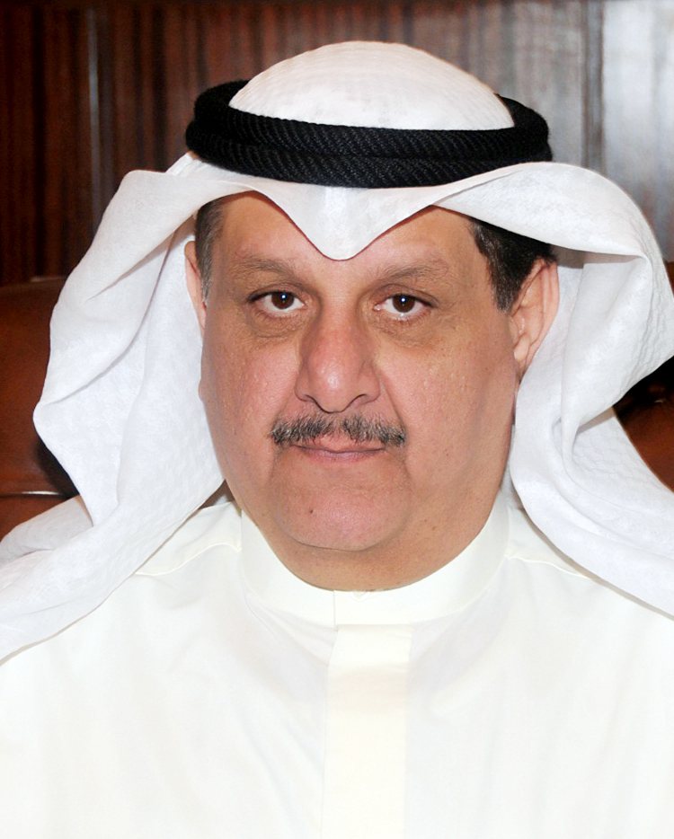 Minister of Communications Essa Al-Kanderi