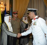 حضرة صاحب السمو أمير البلاد الشيخ صباح الاحمد الجابر الصباح أثناء استقبالة للمهنئين