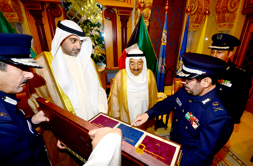 His Highness the Amir Sheikh Sabah Al-Ahmad Al-Jaber Al-Sabah receives Director General of Kuwait Fire Service Directorate (KFSD) Major General Yusuef Abdullah Al-Ansari and several senior KFSD leaders