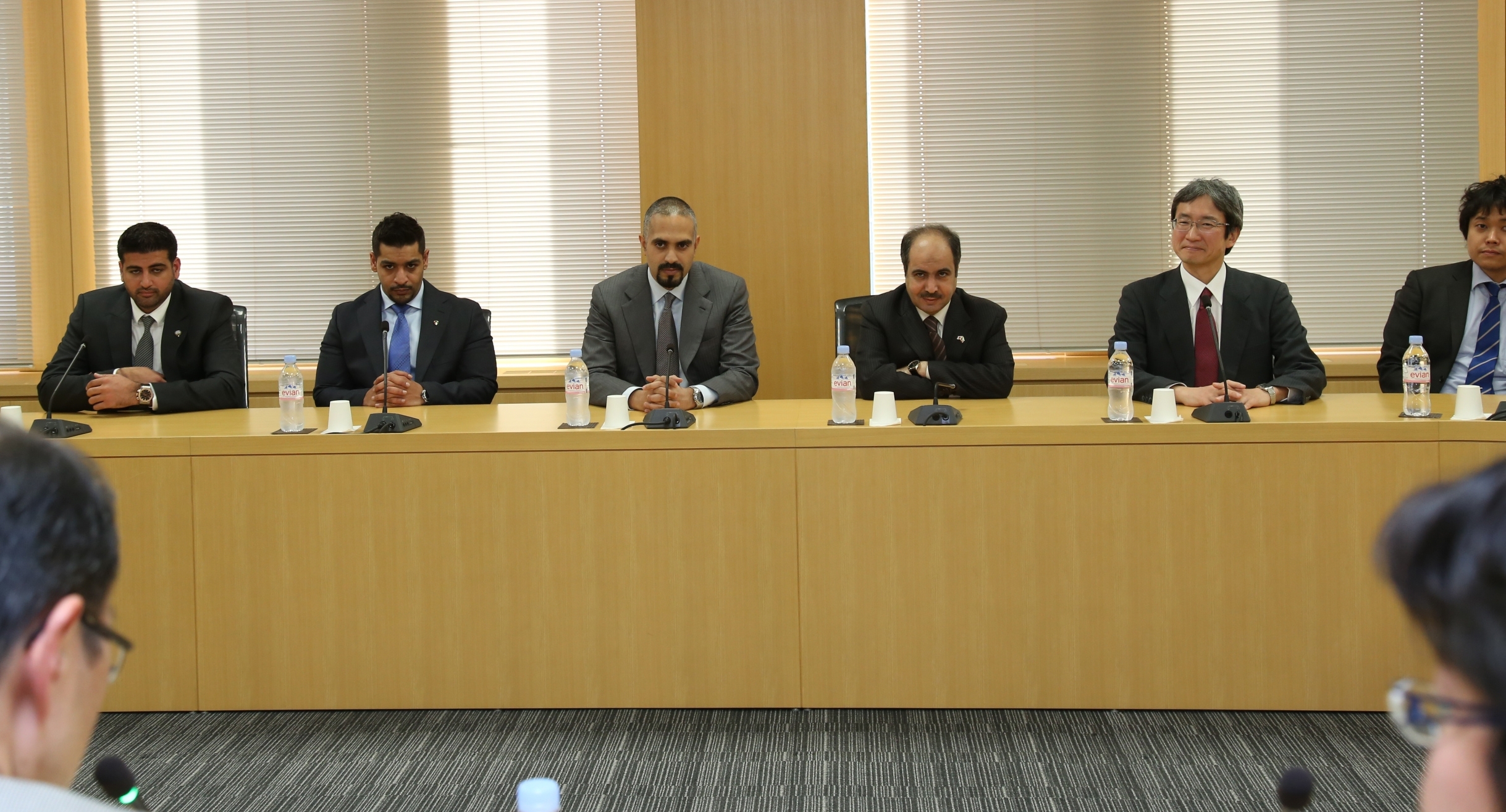 Director General of KDIPA Sheikh Dr. Meshaal Jaber Al-Ahmad Al-Sabah, Kuwaiti Ambassador Abdulrahman Al-Otaibi at JETRO