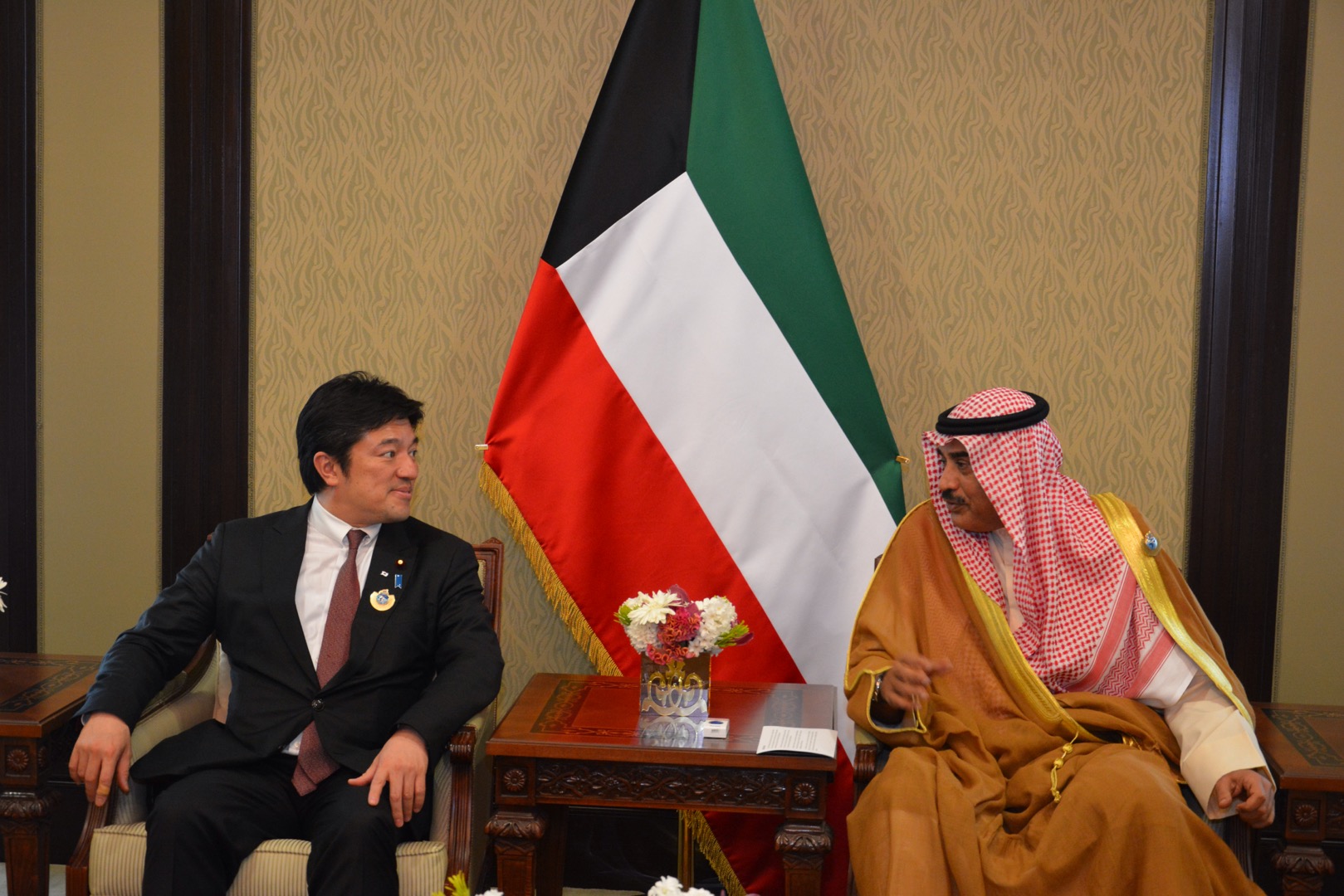First Deputy Prime Minister and Foreign Minister Sheikh Sabah Khaled Al-Hamad Al-Sabah meets Japanese Minister of State for Foreign Affairs Yasuhide Nakayama