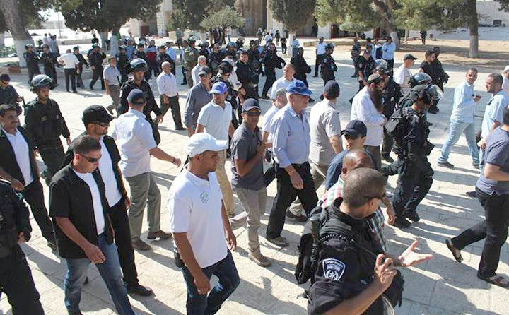 Israeli troops storm courtyard of the holy mosque Al-Aqsa