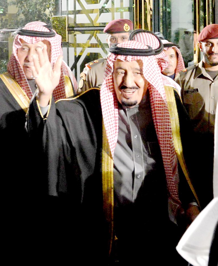 His Highness the Amir Sheikh Sabah Al-Ahmad Jaber Al-Sabah holds banquet in honor of Saudi King