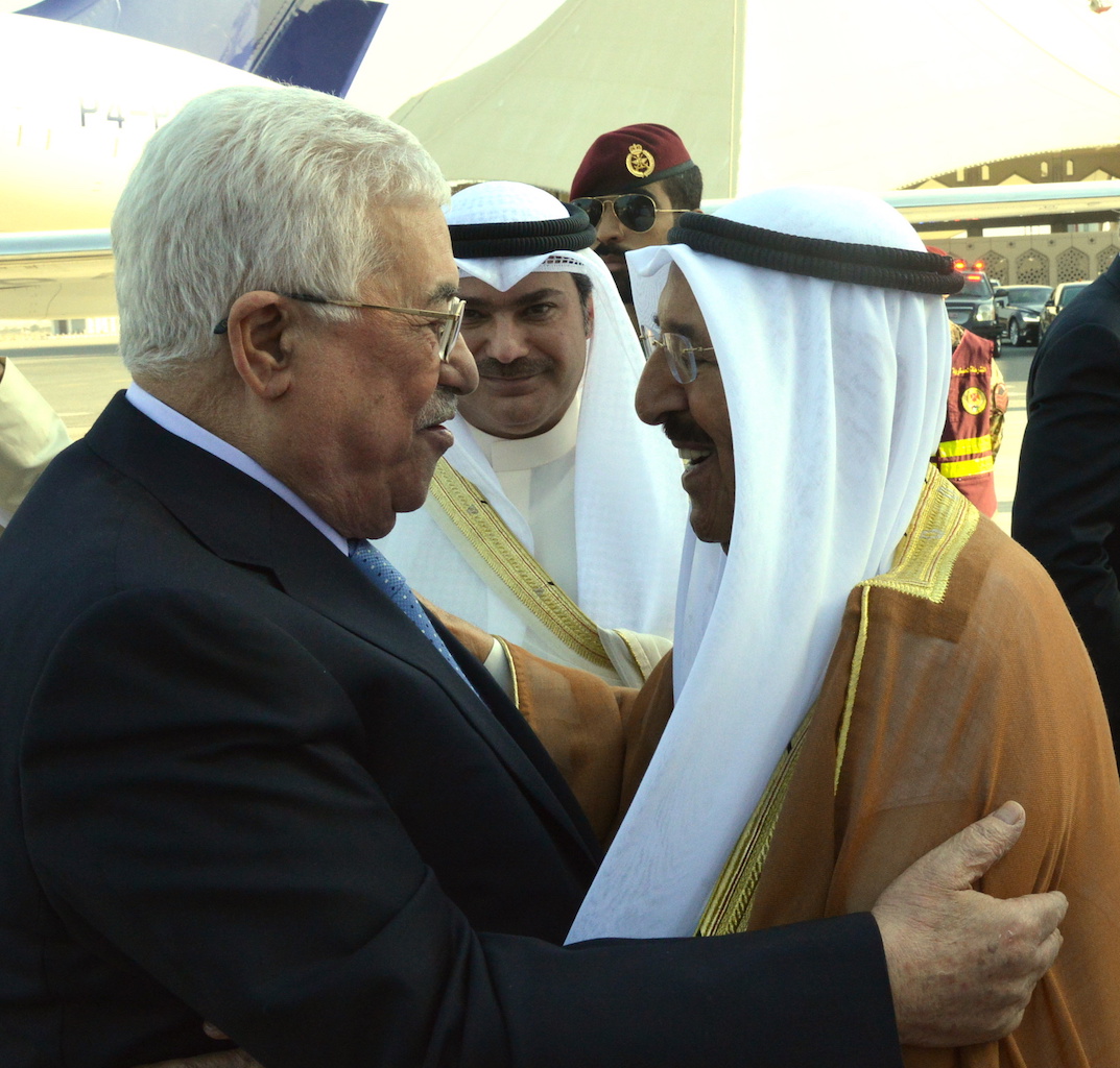 كونا : الرئيس الفلسطيني يغادر البلاد بعد زيارة رسمية - الديوان الأميري -  12/11/2017