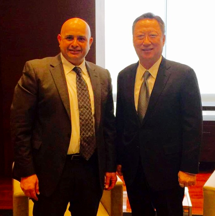 Kuwaiti Ambassador Bader Al-Awadhi with Chairman of the Korea Chamber of Commerce and Industry (KCCI) Yongmaan Park