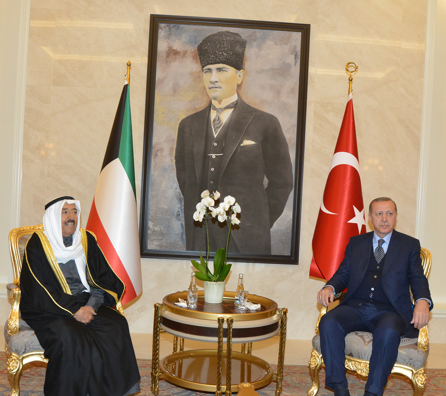 His Highness the Amir Sheikh Sabah Al-Ahmad Al-Jaber Al-Sabah received in Ankara by President Recep Tayyip Erdogan