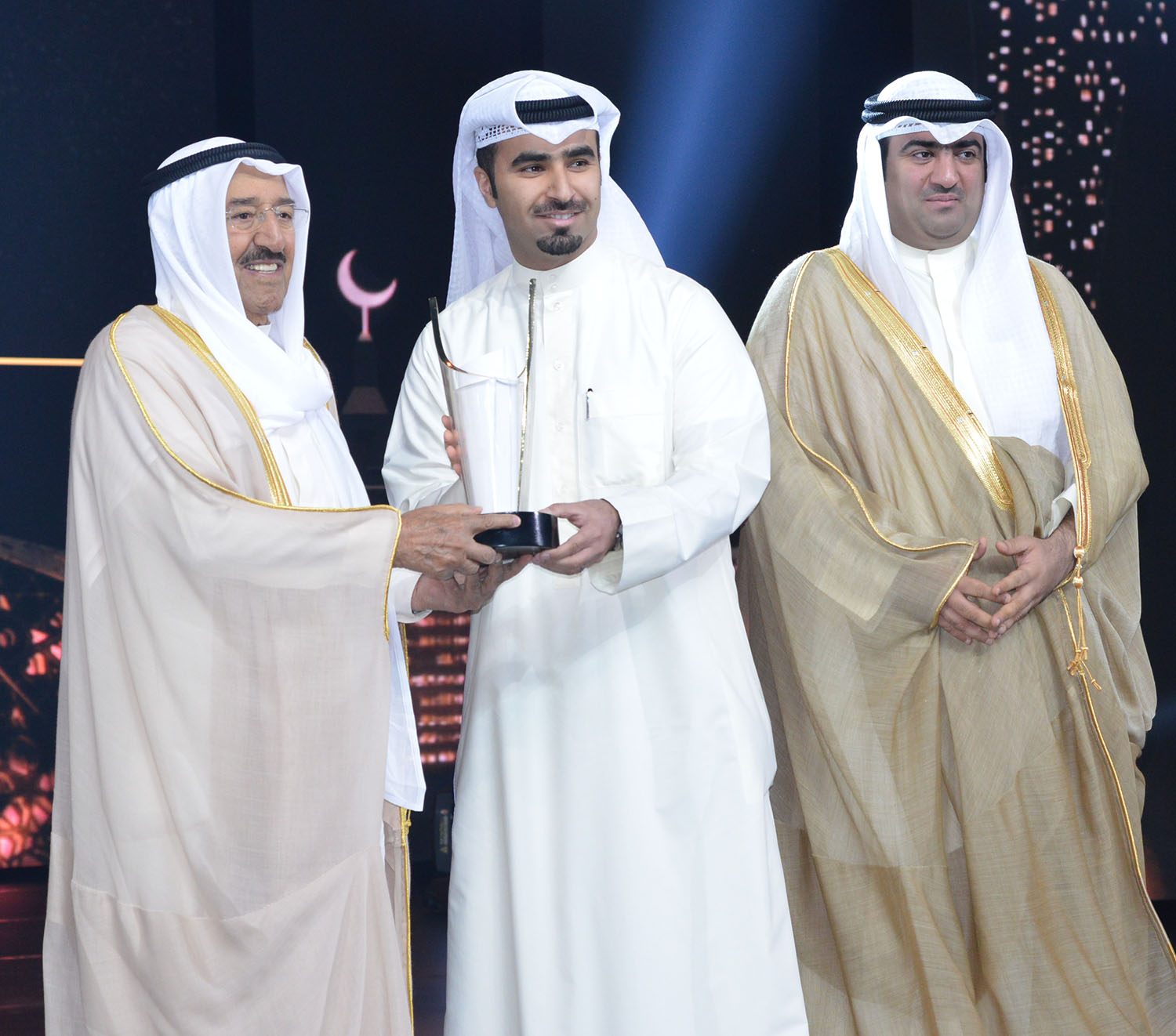 His Highness the Amir Sheikh Sabah Al-Ahmad Al-Jaber Al-Sabah honored the winners of Kuwait Youth Excellence and Creativity Award