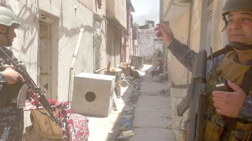 The Iraqi army in the old city of Mosul