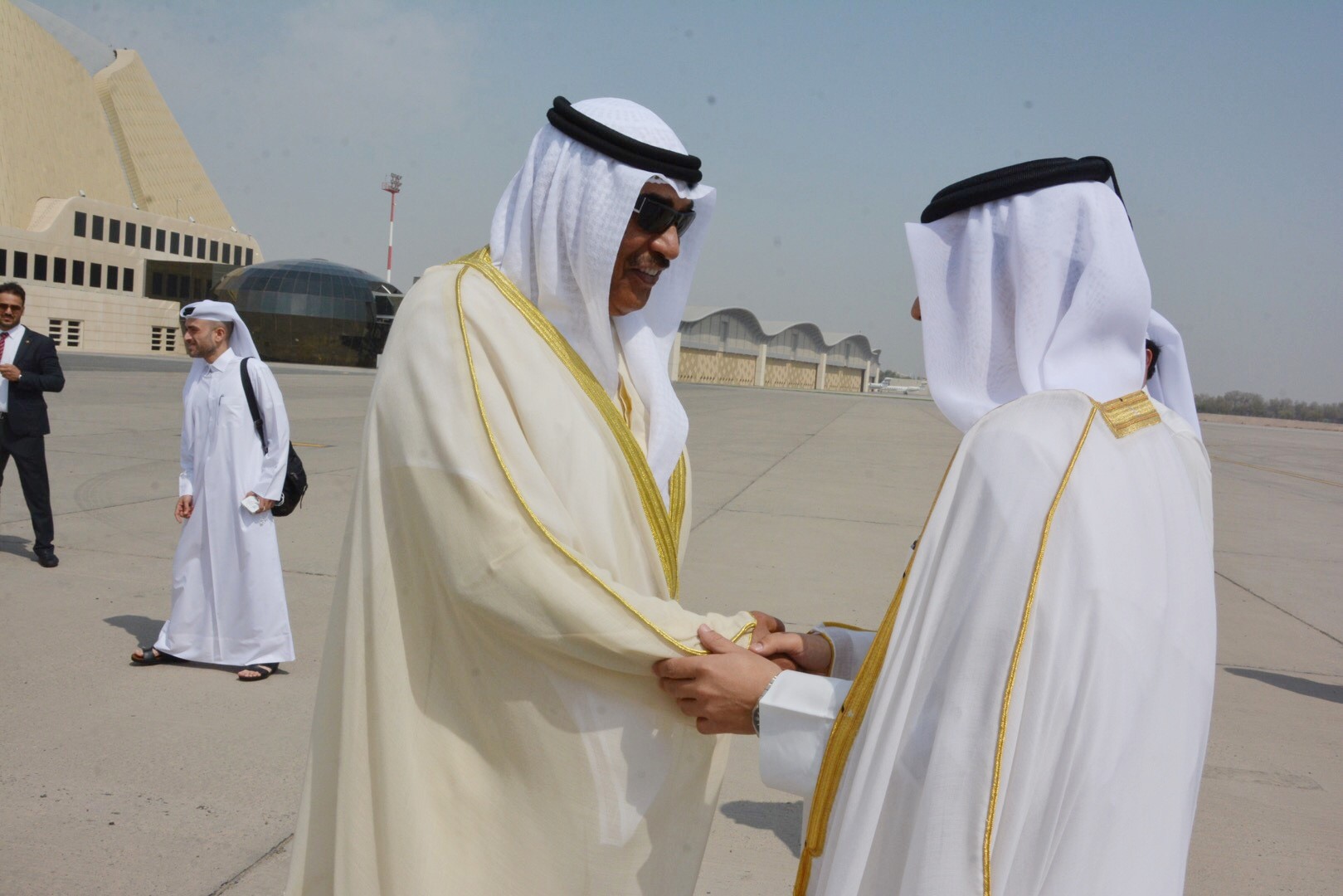 الشيخ صباح خالد الحمد الصباح النائب الأول لرئيس مجلس الوزراء ووزير الخارجية يستقبل وزير خارجية دولة قطر الشقيقة الشيخ محمد بن عبدالرحمن آل ثاني