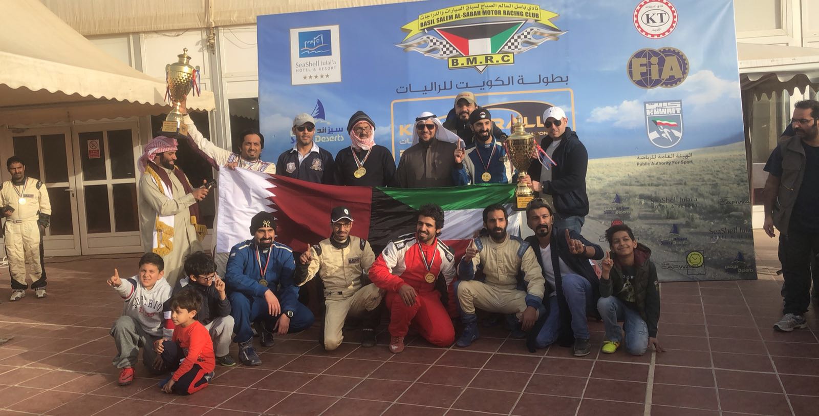 تتويج الفائزين ببطولة الكويت للراليات التي ينظمها نادي باسل الصباح لسباق السيارات والدراجات النارية