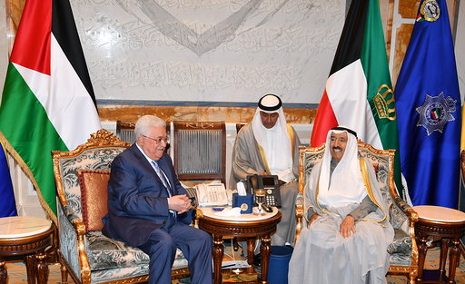 His Highness the Amir Sheikh Sabah Al-Ahmad Al-Jaber Al-Sabah received President Mahmoud Abbas, President of the State of Palestine