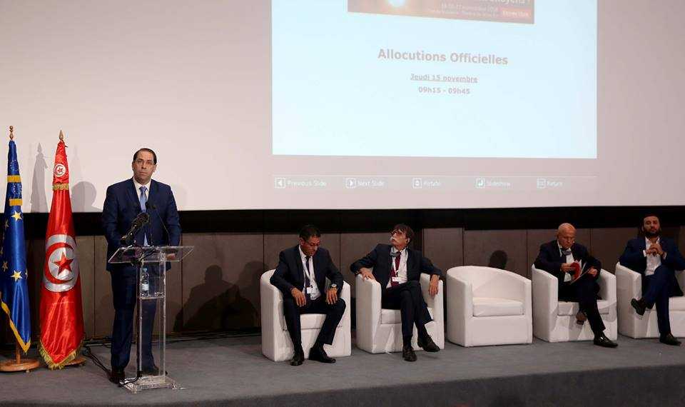 رئيس الحكومة التونسية يوسف الشاهد يفتتح (المنتدى الأول للصحافة)
