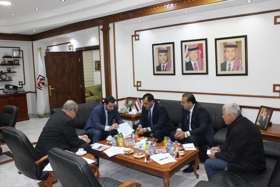Jordanian Minister of Industry and Trade Tariq Hammouri and his Iraqi counterpart Saleh Al-Jabouri agreed to launch a joint industrial zone