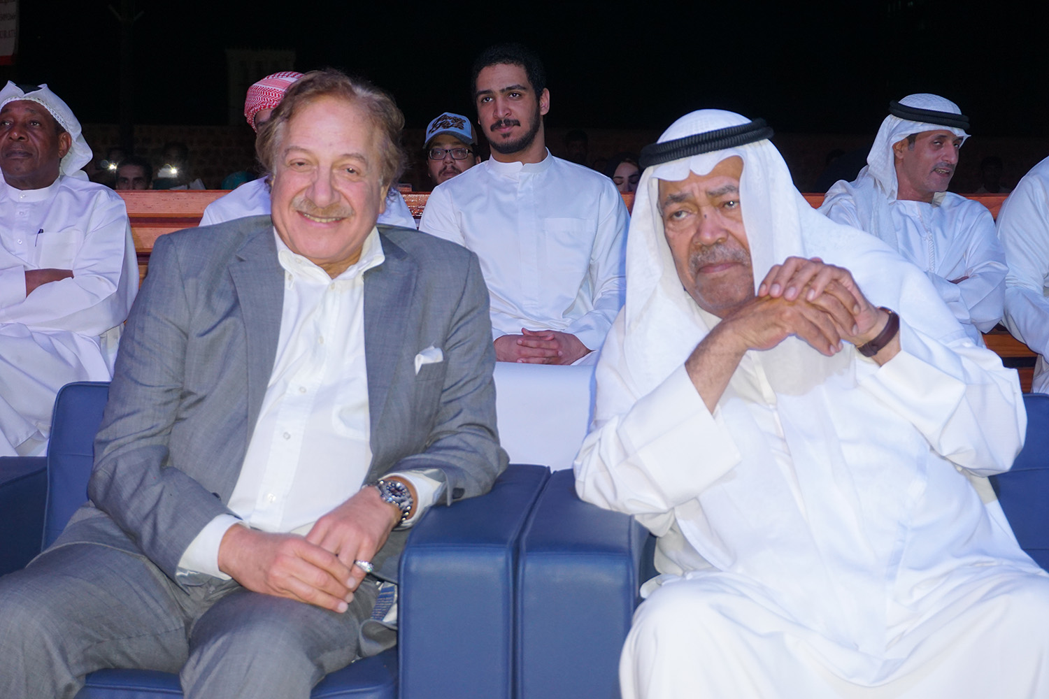 الفنانين سعد الفرج ومحمد المنصور خلال افتتاح فعالية اسبوع التراث الكويتي في امارة الشارقة