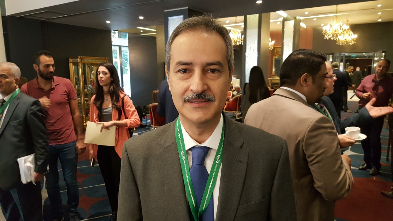 Le directeur exécutif du Centre des recherches énergétiques à l'Institut koweïtien pour la recherche scientifique, Ossama Al-Sayegh.