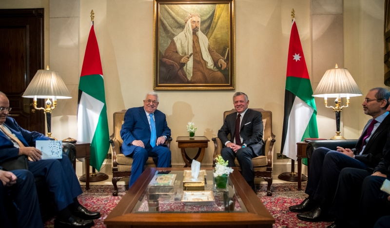العاهل الاردني الملك عبدالله الثاني يستقبل الرئيس الفلسطيني محمود عباس في عمان