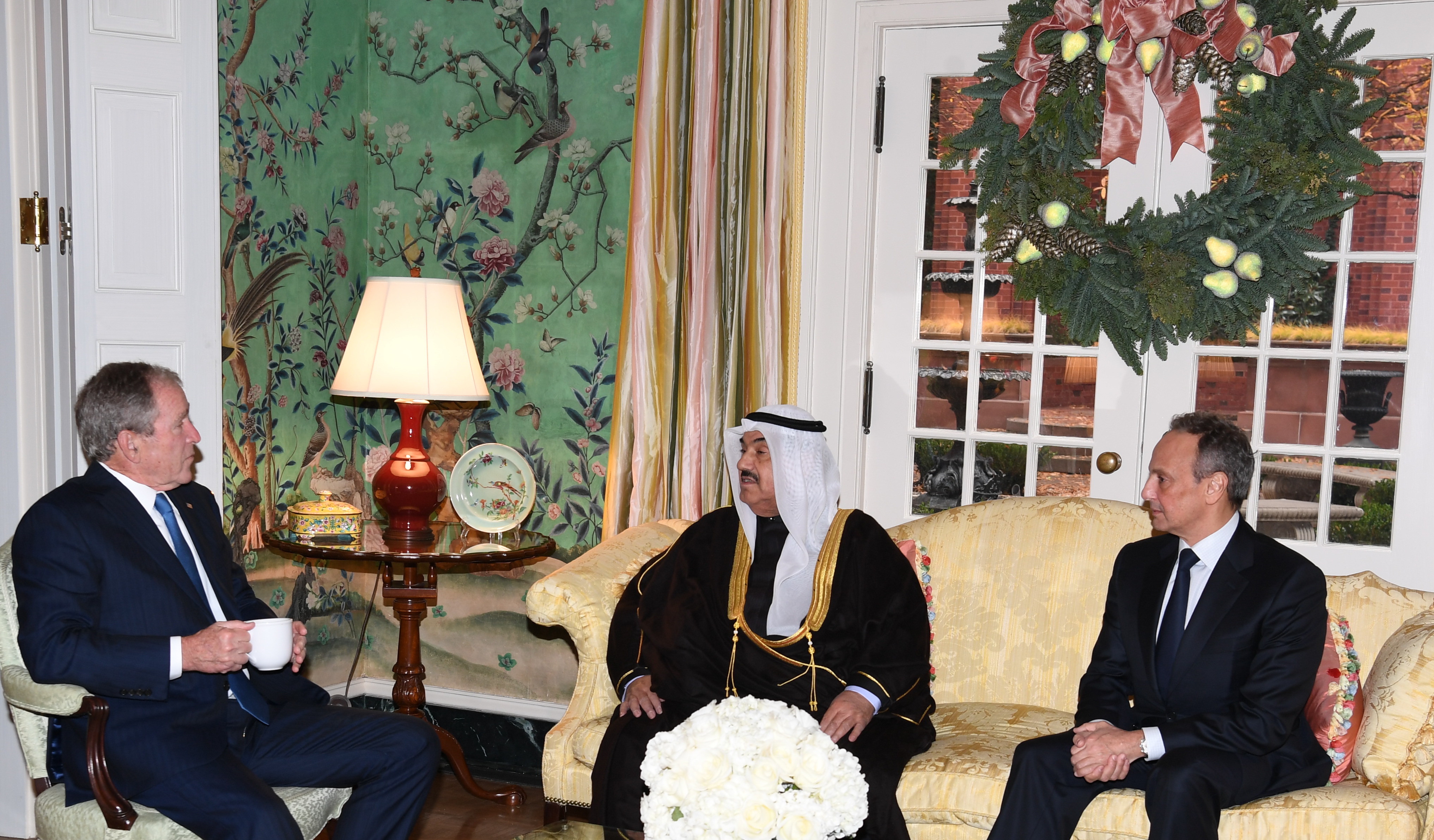 His Highness Sheikh Nasser Al-Mohammad Al-Ahmad Al-Sabah, the Representative of His Highness the Amir pais a visit to the US 43rd president, George W. Bush
