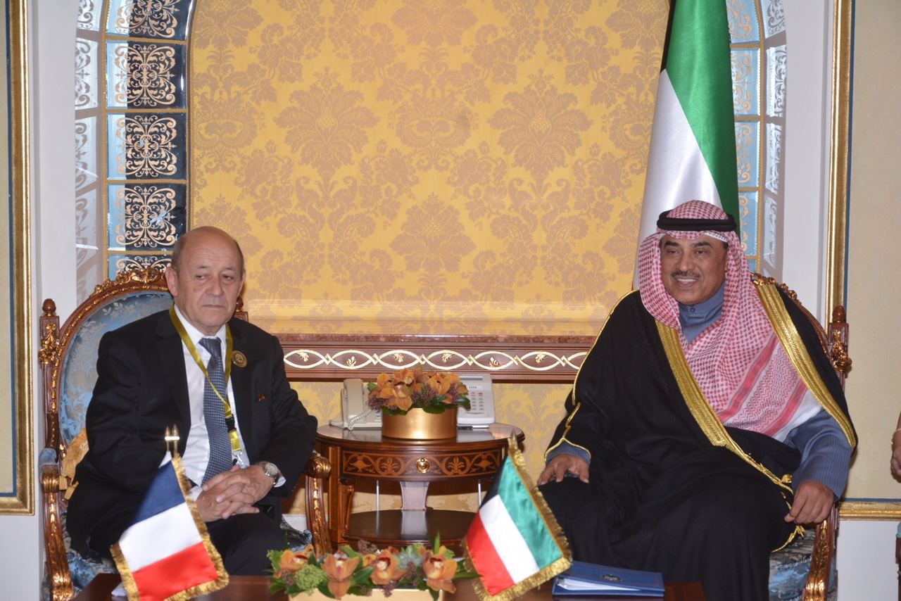 Deputy Prime Minister and Foreign Minister Sheikh Sabah Khaled Al-Hamad Al-Sabah met with French Foreign minister Jean-Yves Le Drian