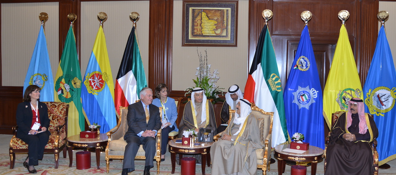 His Highness the Amir Sheikh Sabah Al-Ahmad Al-Jaber Al-Sabah received US Secretary of State Rex Tillerson and the accompanying delegation