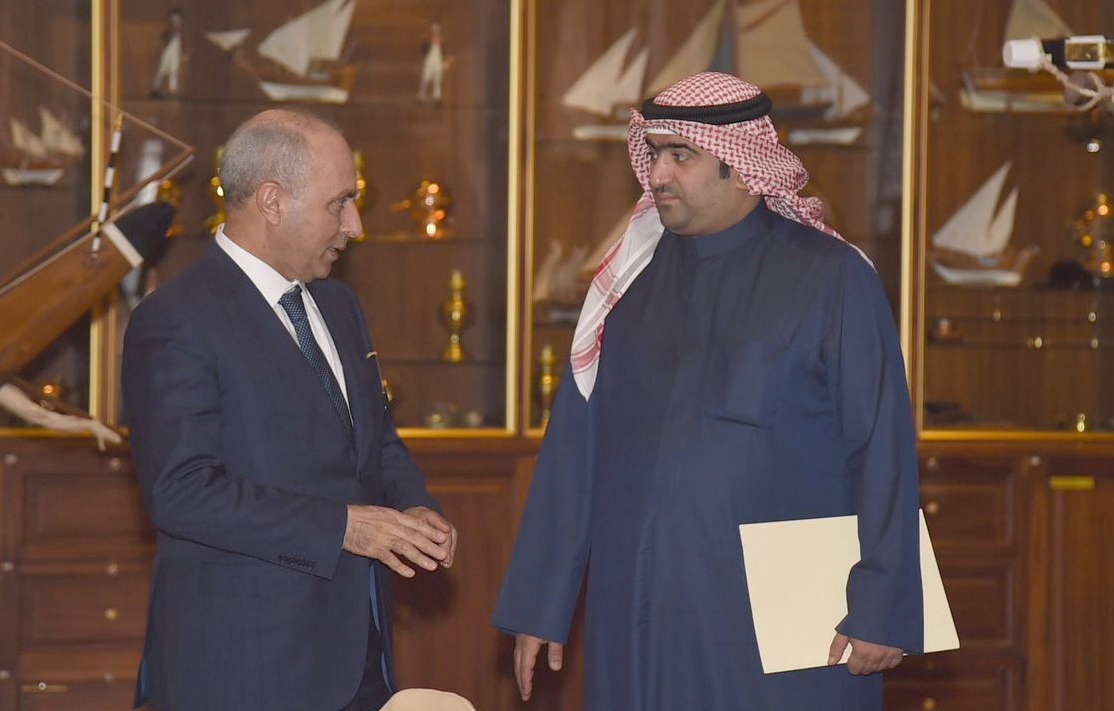 Minister of Commerce and Industry Khaled Al-Roudhan meets Iraqi Minister of Planning and Trade Dr. Salman Al-Jameeli