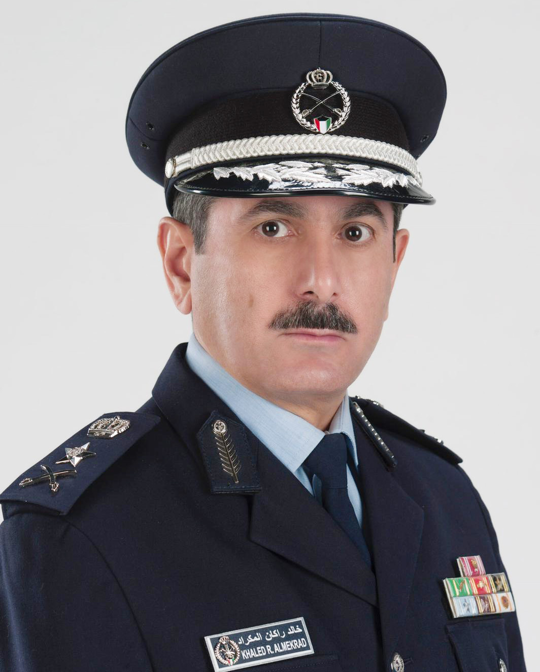 المدير العام للادارة العامة للاطفاء الكويتية الفريق خالد المكراد
