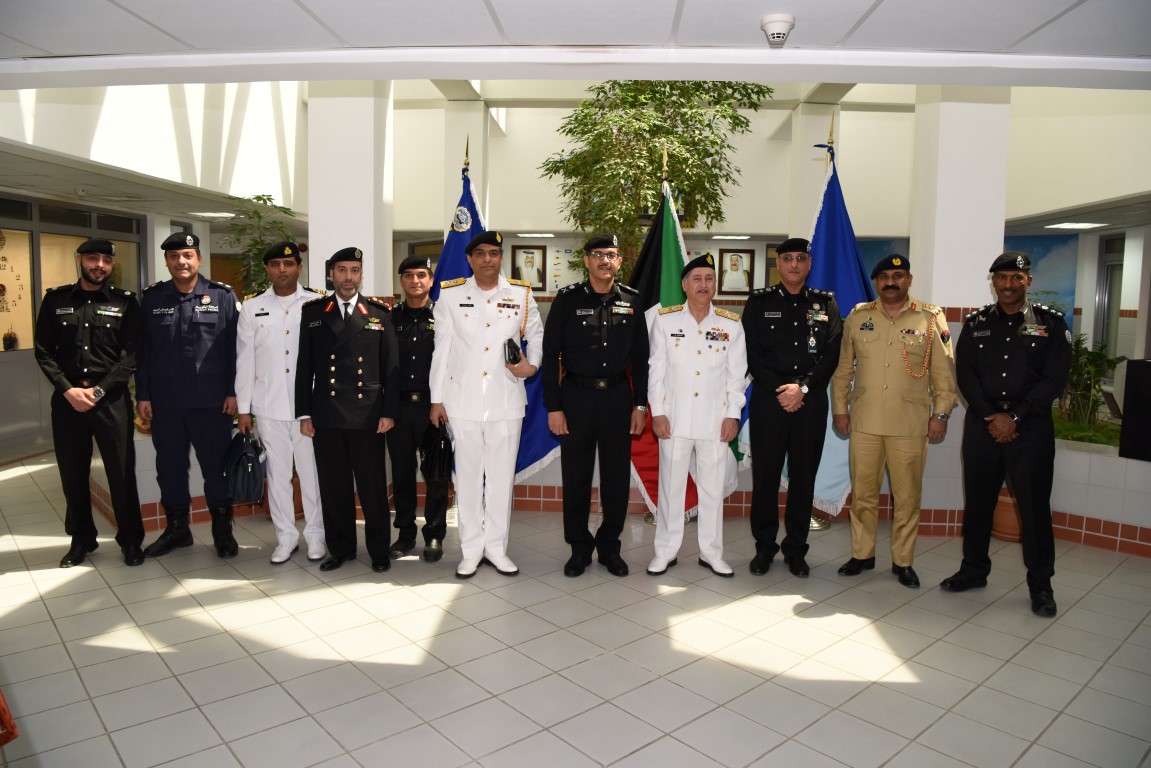 Chief of the Pakistani Naval Staff Admiral Zafar Mahmood Abbasi visits Sabah Al-Ahmad Naval Base
