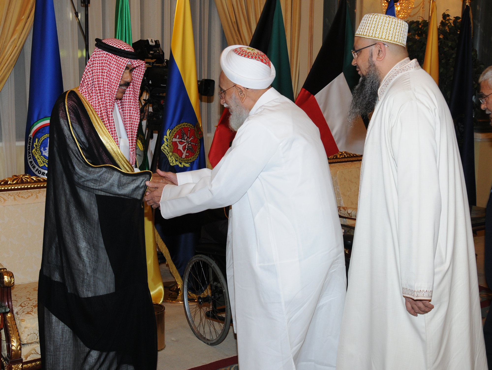 سمو نائب الأمير وولي العهد الشيخ نواف الأحمد الجابر الصباح حفظه الله يستقبل المهنئين بحلول شهر رمضان المبارك