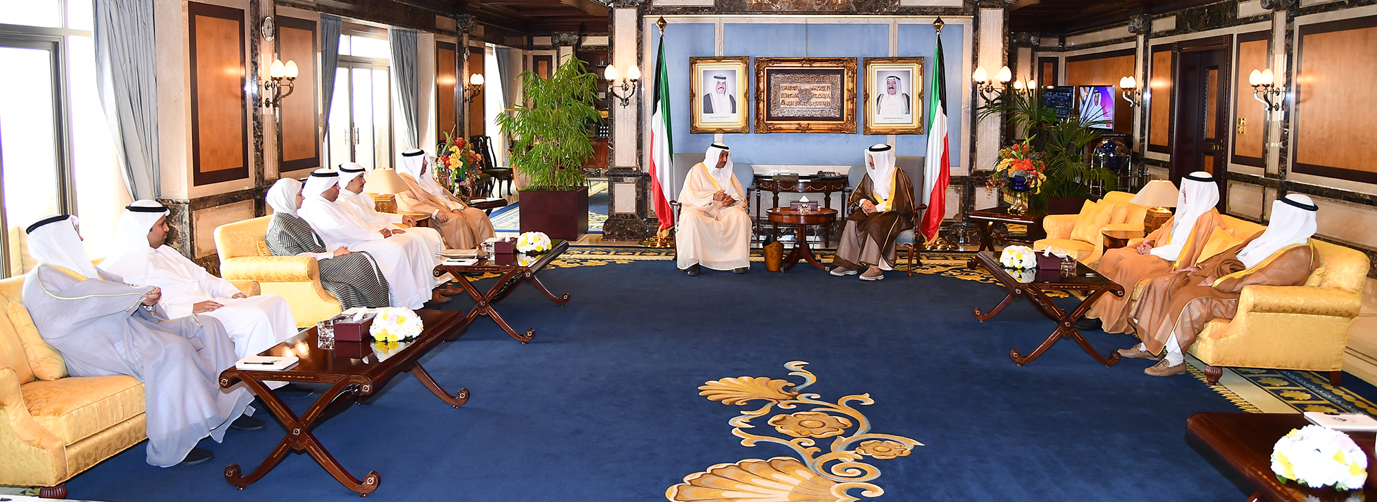His Highness the Prime Minister Sheikh Jaber Al-Mubarak Al-Hamad Al-Sabah received inister of Public Works Hussam Al-Roumi and newly-appointed members of the Municipality Board