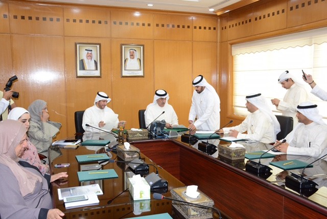 PAAFR's Director General Sheikh Mohammad Yousef Al-Sabah and EPA's Chairman and Director General Sheikh Abdullah Ahmad Al-Humoud Al-Sabah co-signed a memorandum of understanding