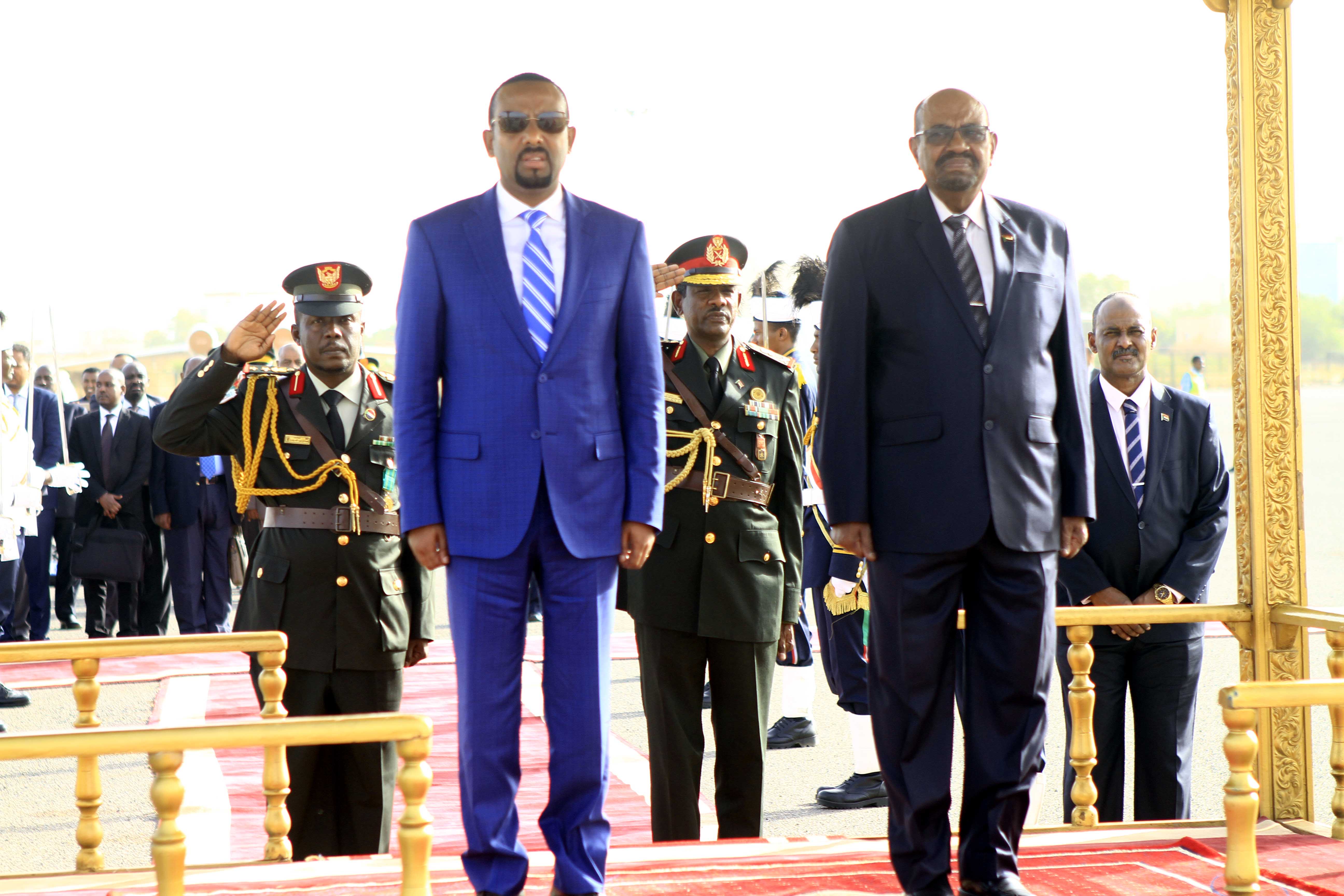 جانب من مراسم استقبال رئيس الوزراء الاثيوبي في الخرطوم