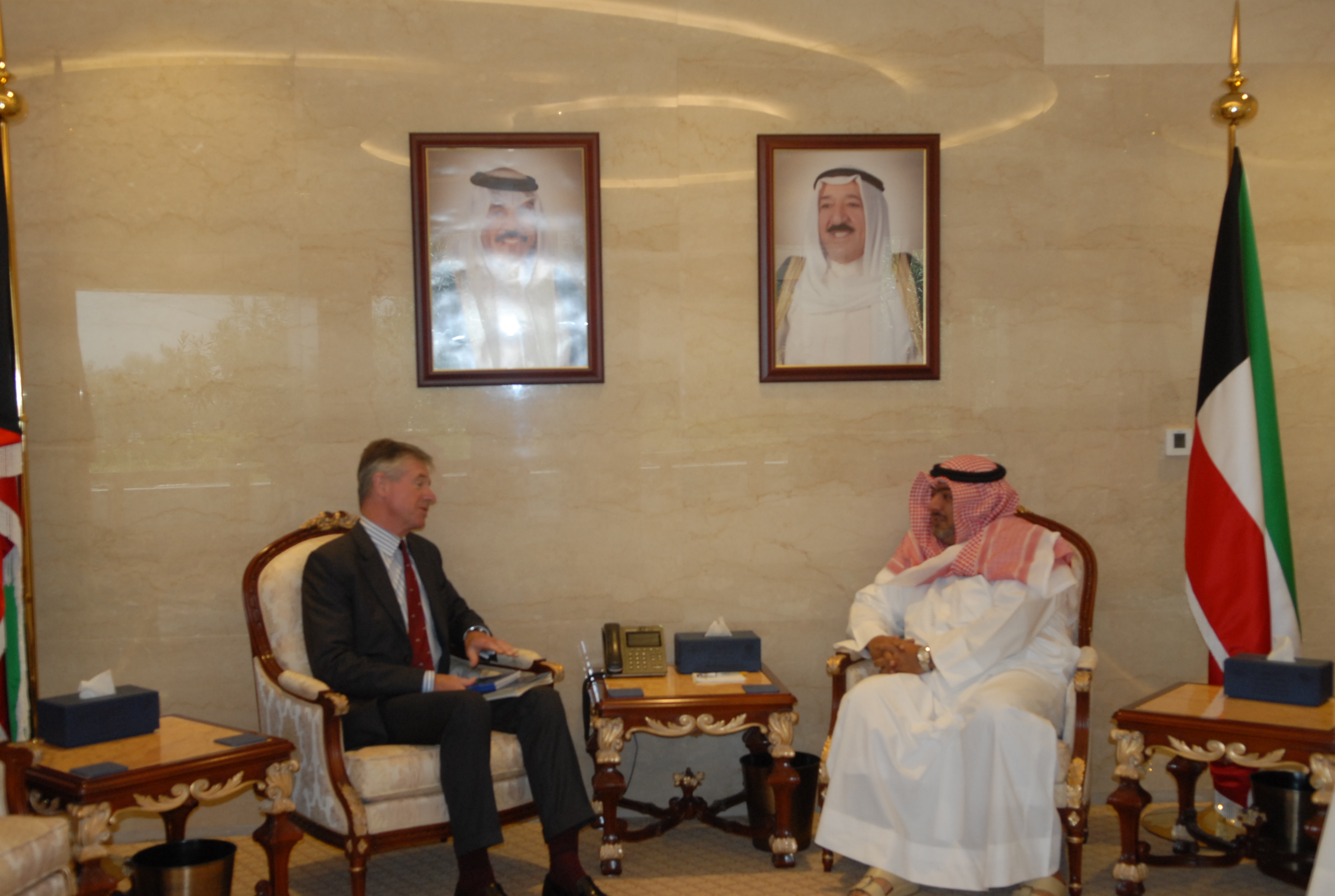 Kuwait security chief discusses cooperation with head of renowned think tank