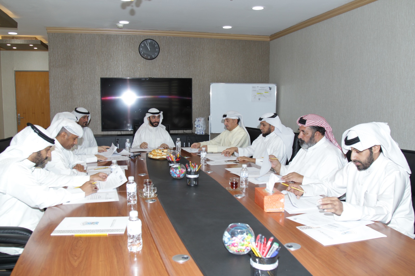 Deputy Director-General Saqer Al-Mulla during the meeting
