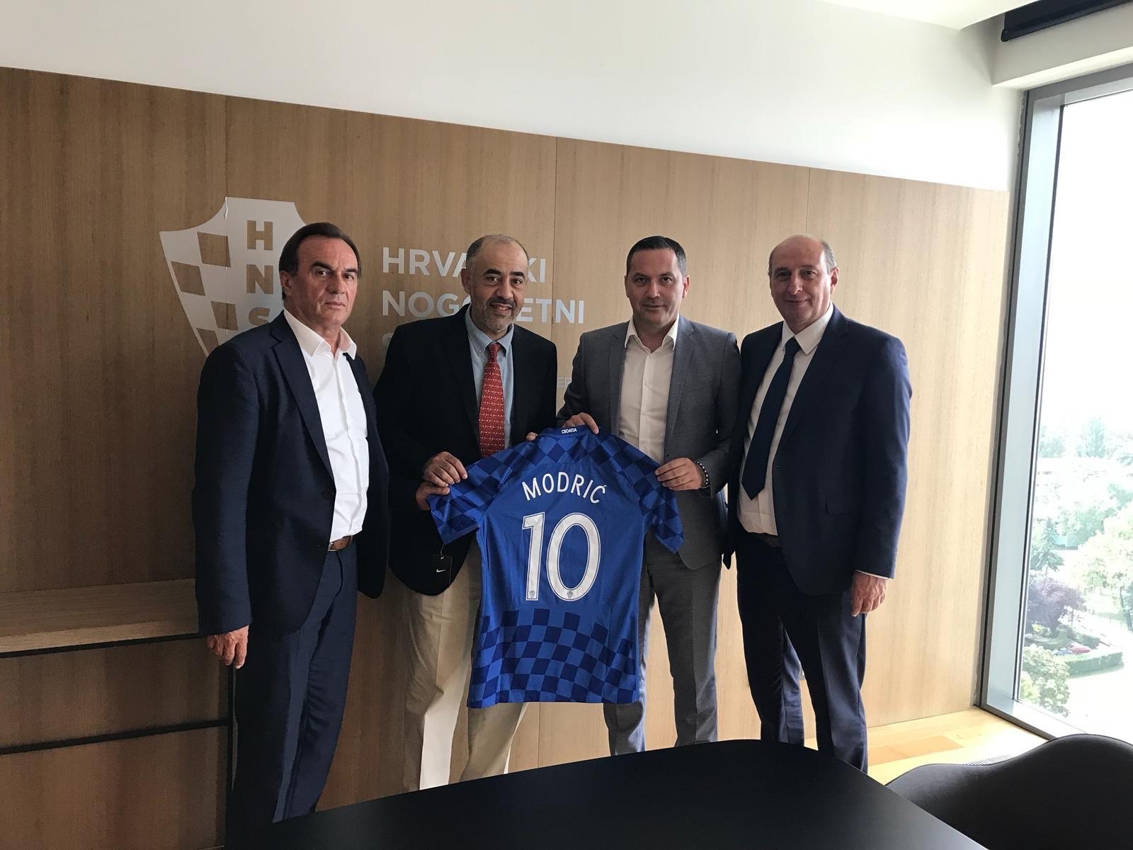 Member of the Association and Chairman of the Marketing and Television Committee Muen Al-Rasheed visit Croatia's Football Federation