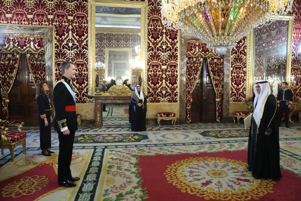 سفير الكويت لدى اسبانيا عياده السعيدي يقدم أوراق اعتماده سفيرا فوق العادة ومفوضا لدى إسبانيا للملك الاسباني العاهل فيليبي السادس