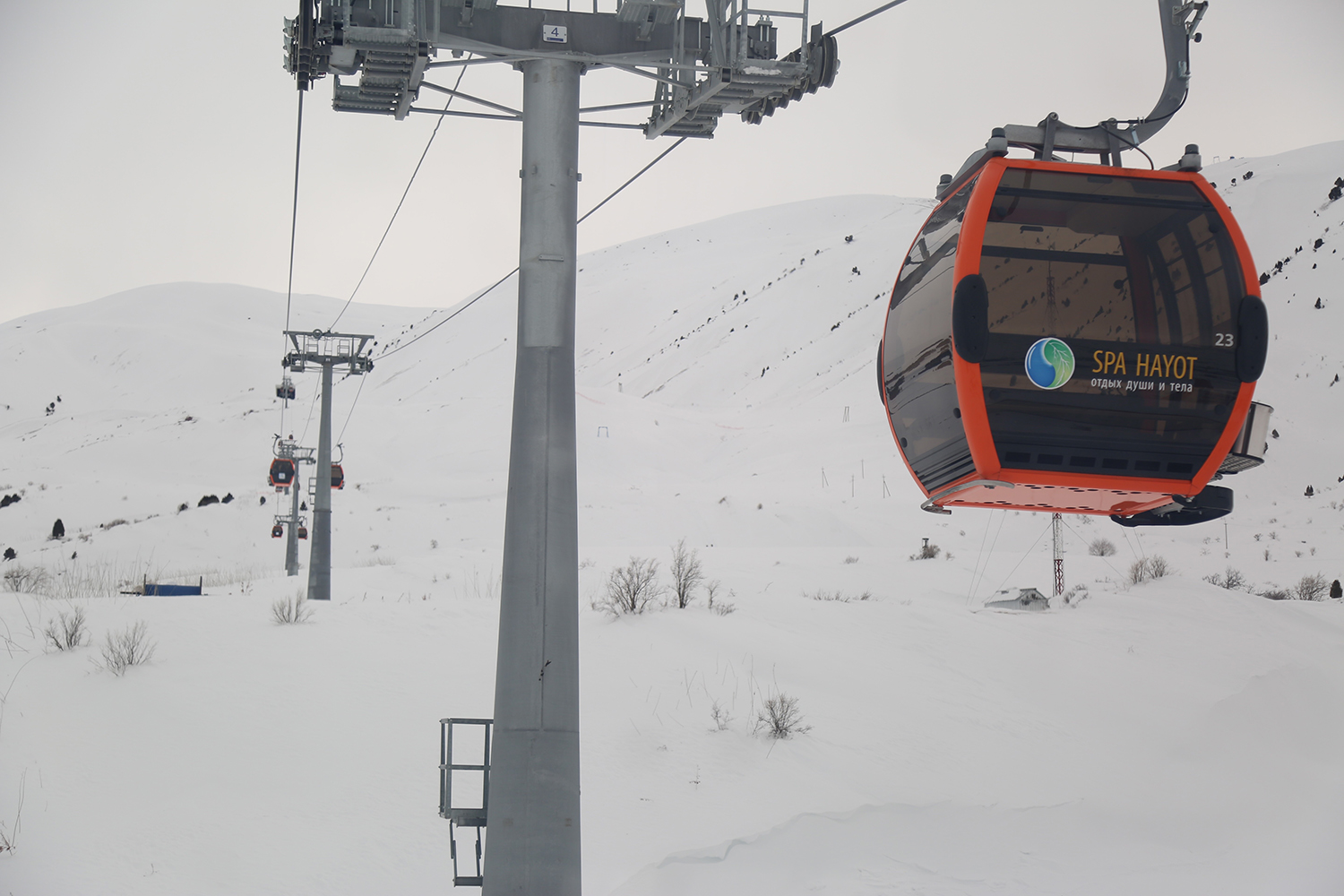 كونا Safed Dara a favored retreat for tourists in Tajikistan