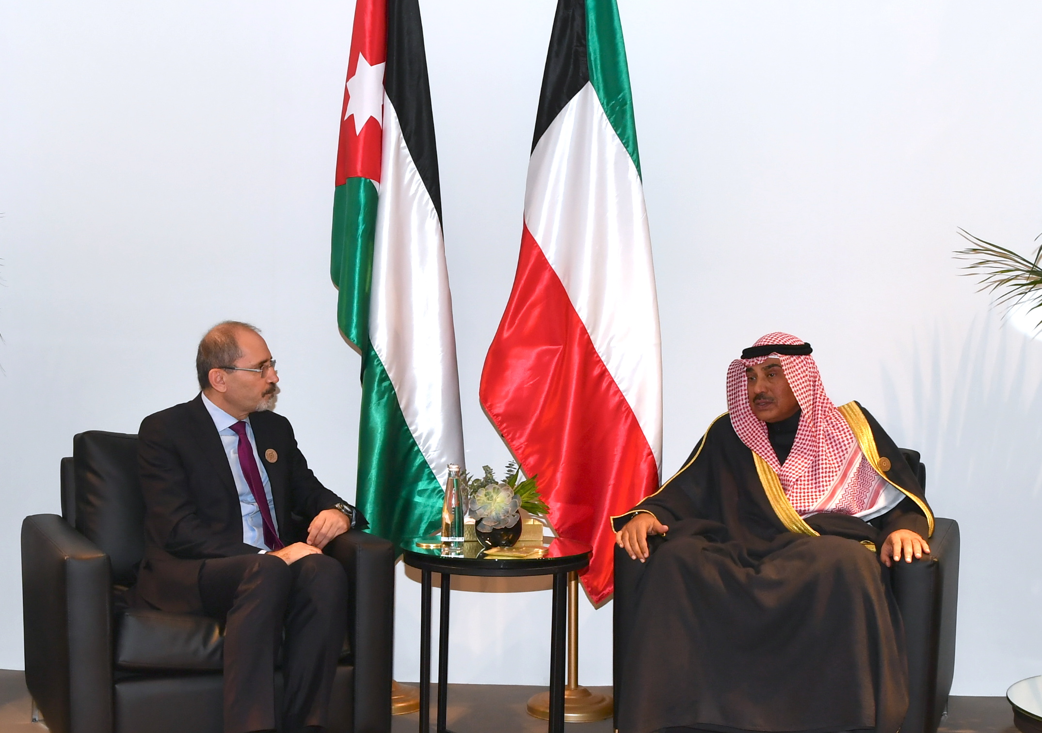 Deputy Prime Minister and Foreign Minister Sheikh Sabah Khaled Al-Hamad Al-Sabah meets Jordanian Minister of Foreign Affairs Ayman Safadi