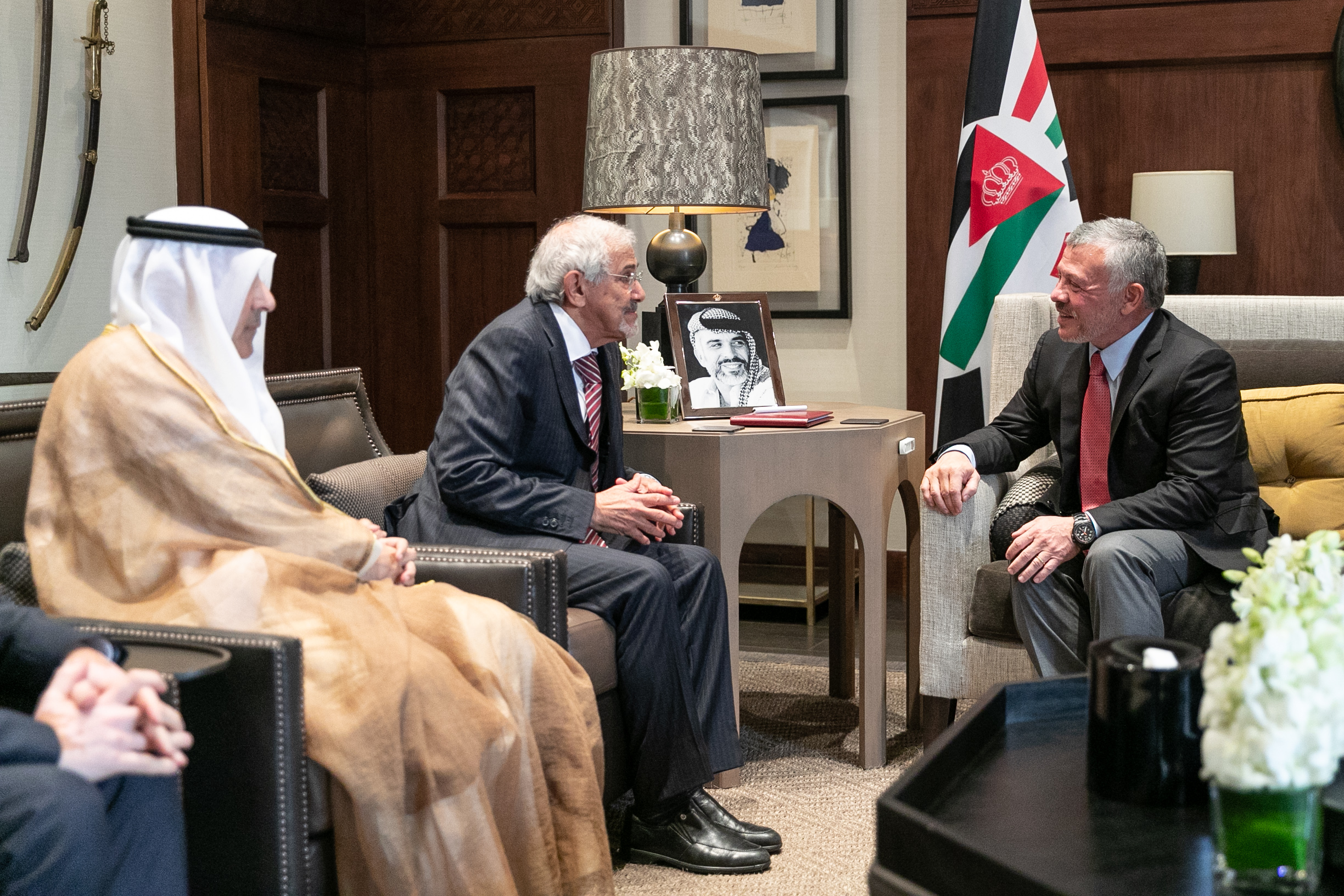 Jordan's King receives Chairman of Kuwait Red Crescent Society