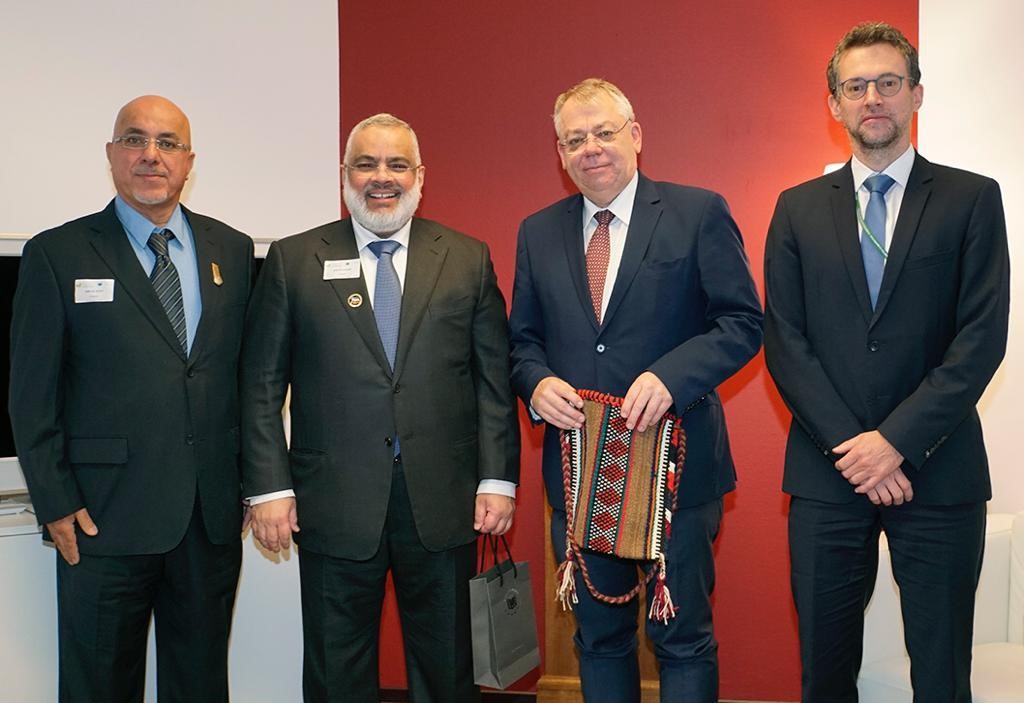 جانب من اللقاء