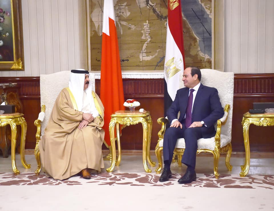 Egyptian President meets Bahraini King