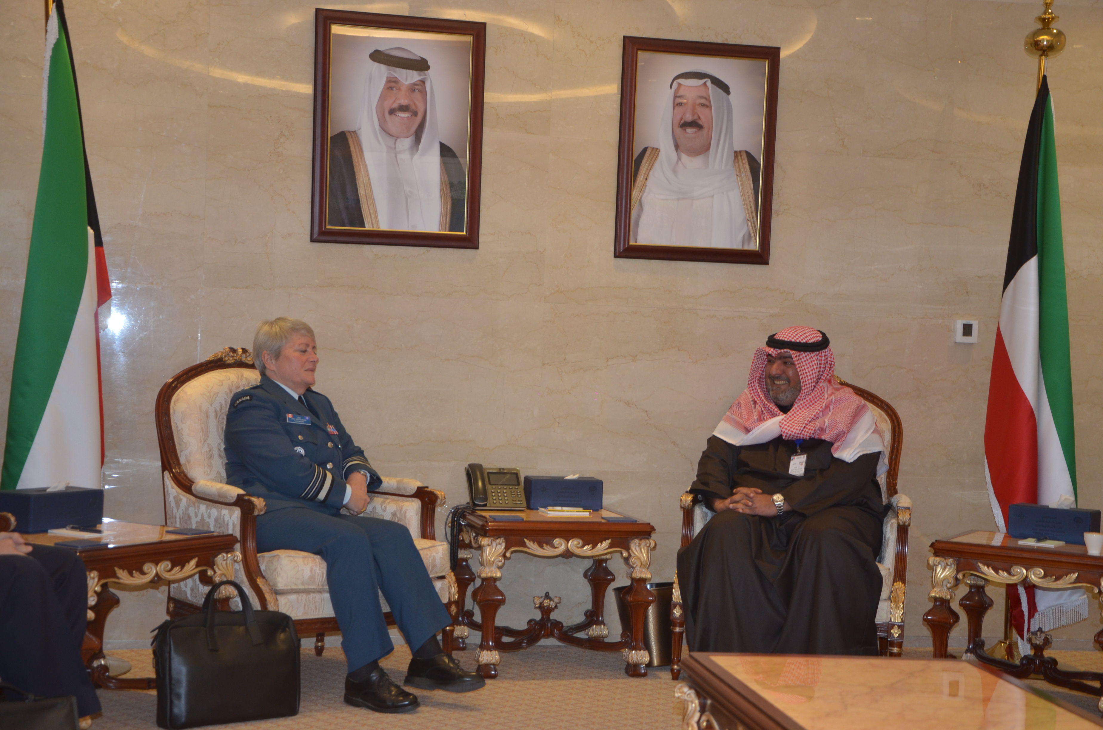 رئيس (الأمن الوطني) الكويتي يبحث مع أمر كلية دفاع الناتو التعاون المشترك