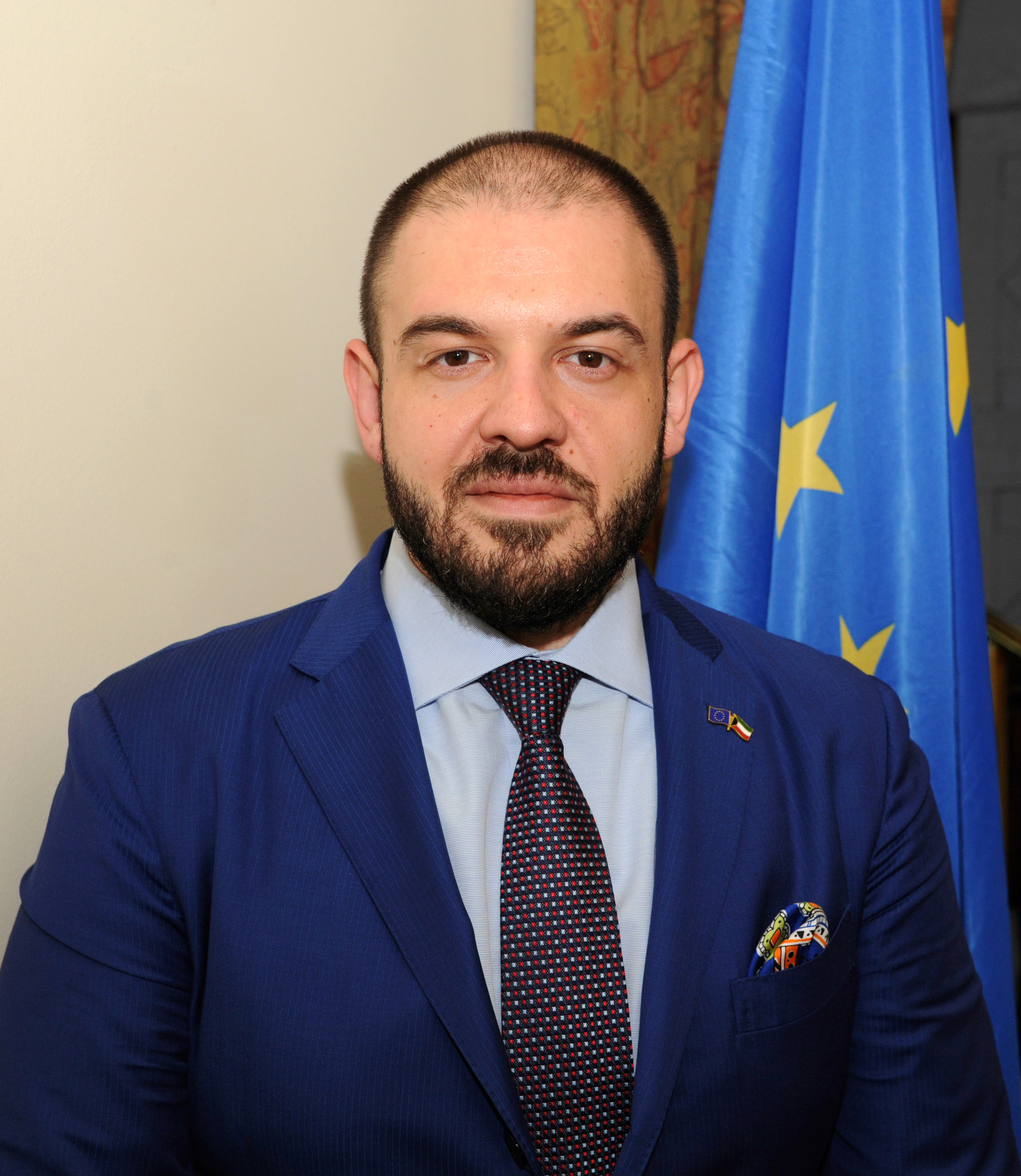 رئيس بعثة الاتحاد الأوروبي الى الكويت السفير كريستيان تيودور