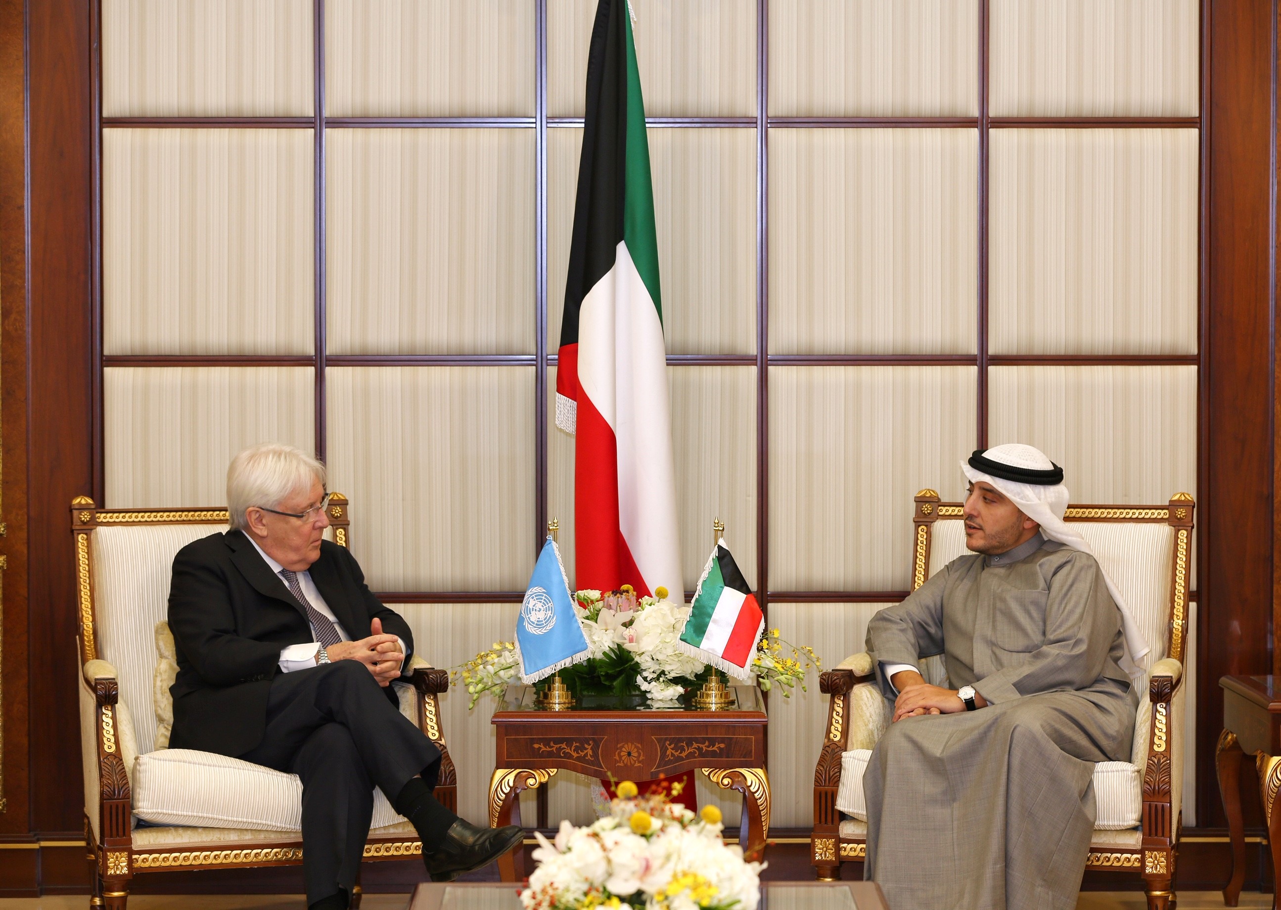 Foreign Minister Assistant receives UN Special Envoy for Yemen