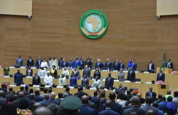 رؤساء دول وحكومات الاتحاد الافريقي خلال القمة ال32